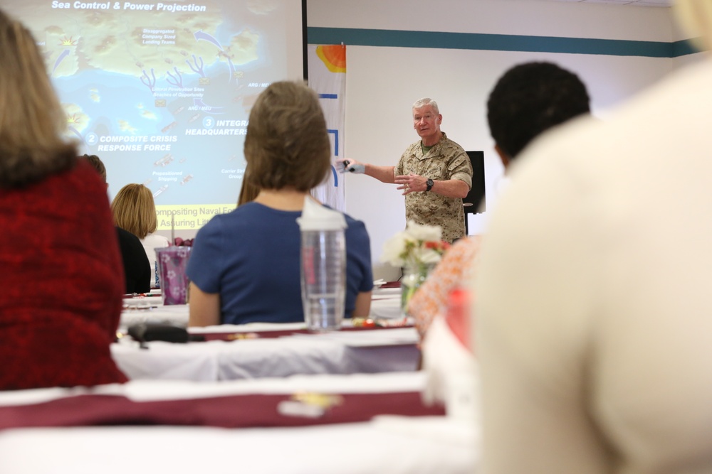 Camp Pendleton hosts Leadership Education Seminar for spouses