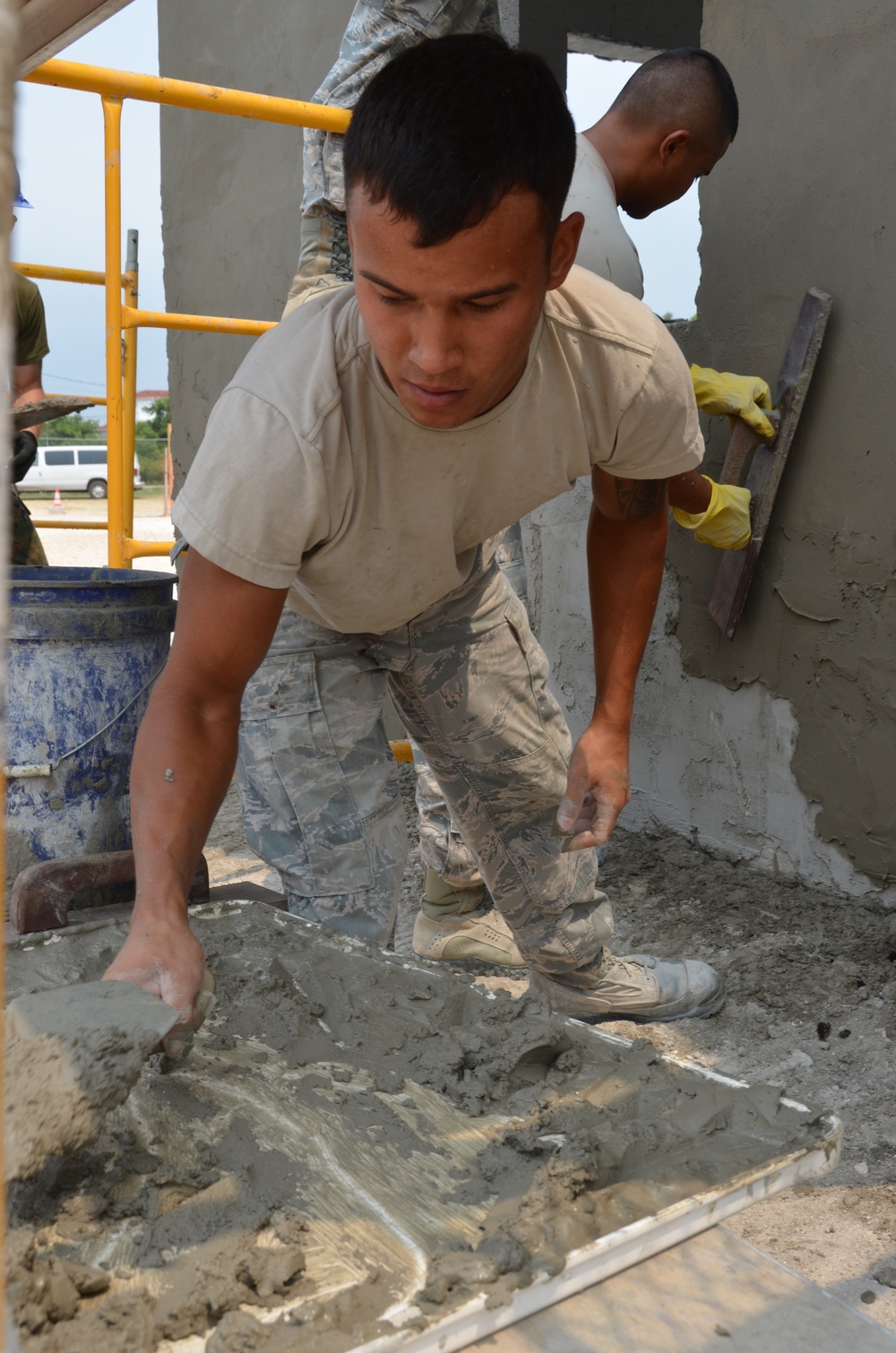 BDF teaches US military engineers new construction skills