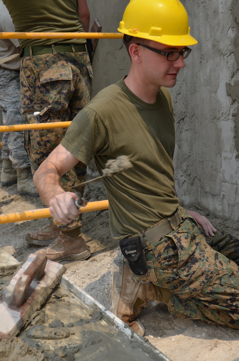 BDF teaches US military engineers new construction skills