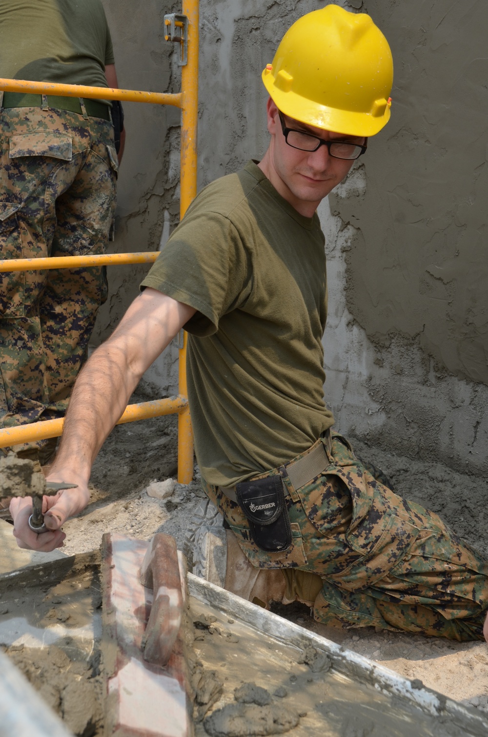 BDF teaches US military engineers new construction skills