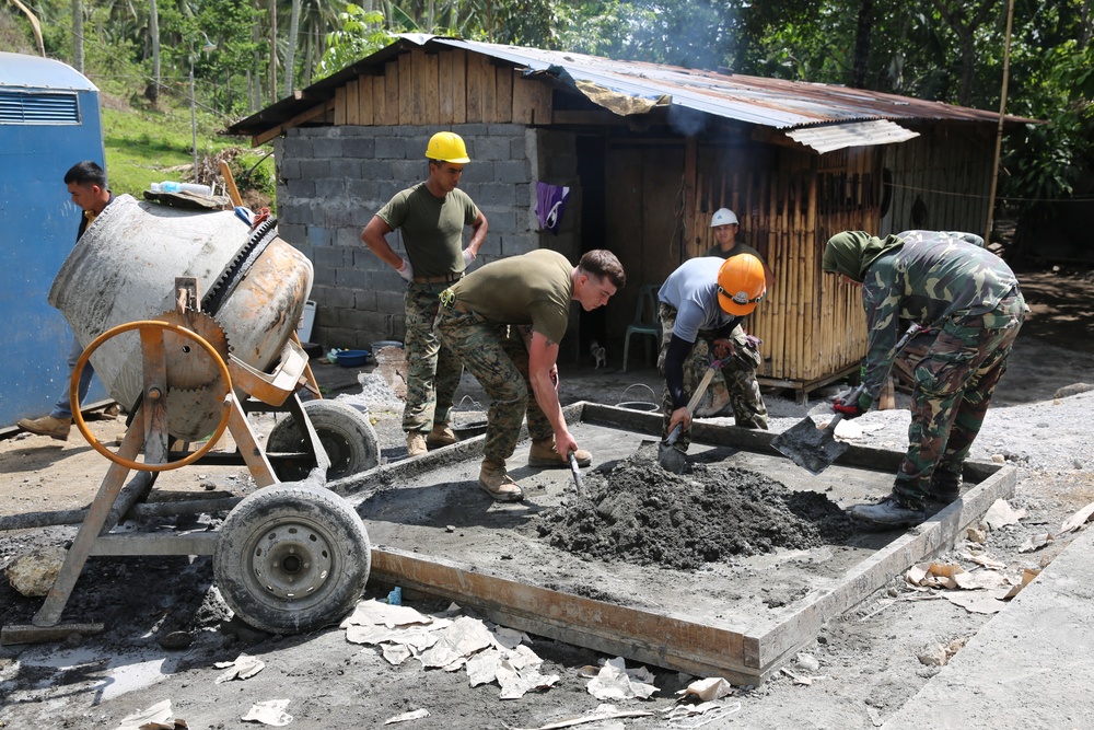 AFP, U.S. armed forces continue health center construction