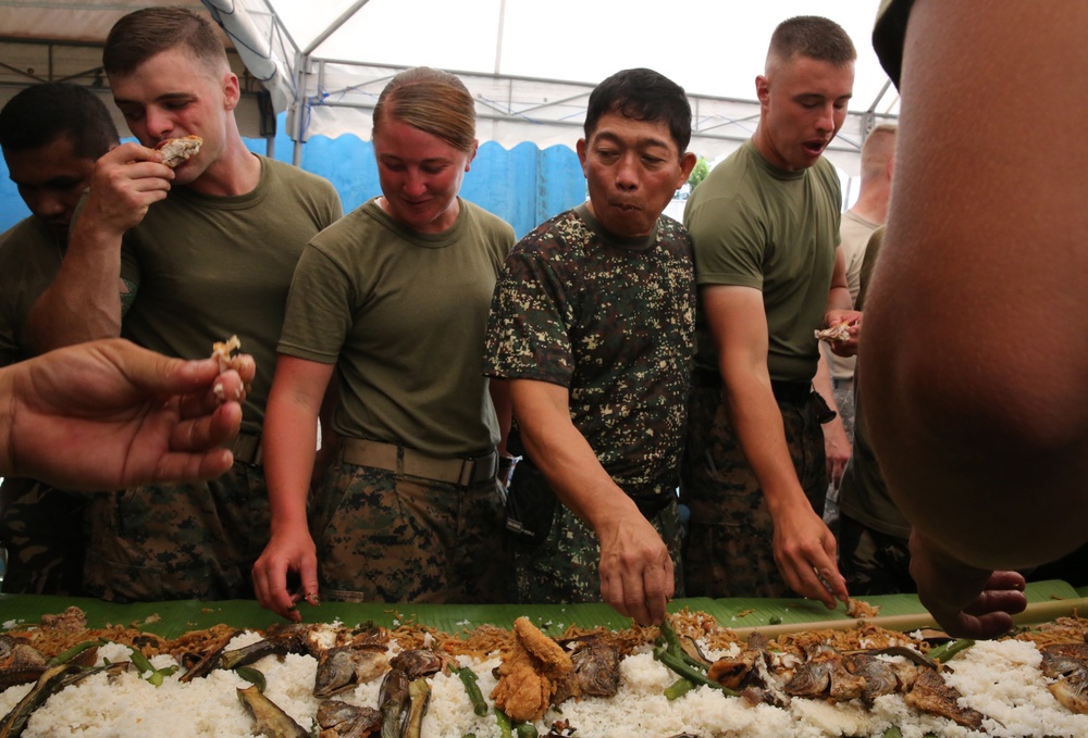 Boodle Night Food Fight