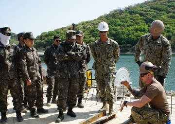 Underwater Concrete Placement FOAL Eagle 2014