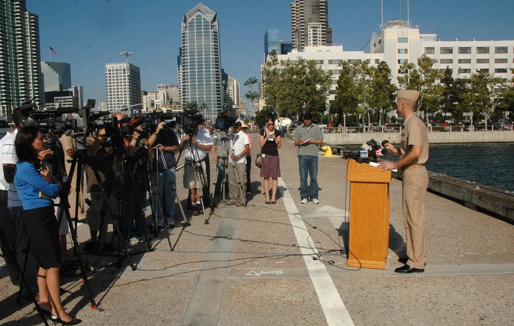 Media addressed on sailor's murder