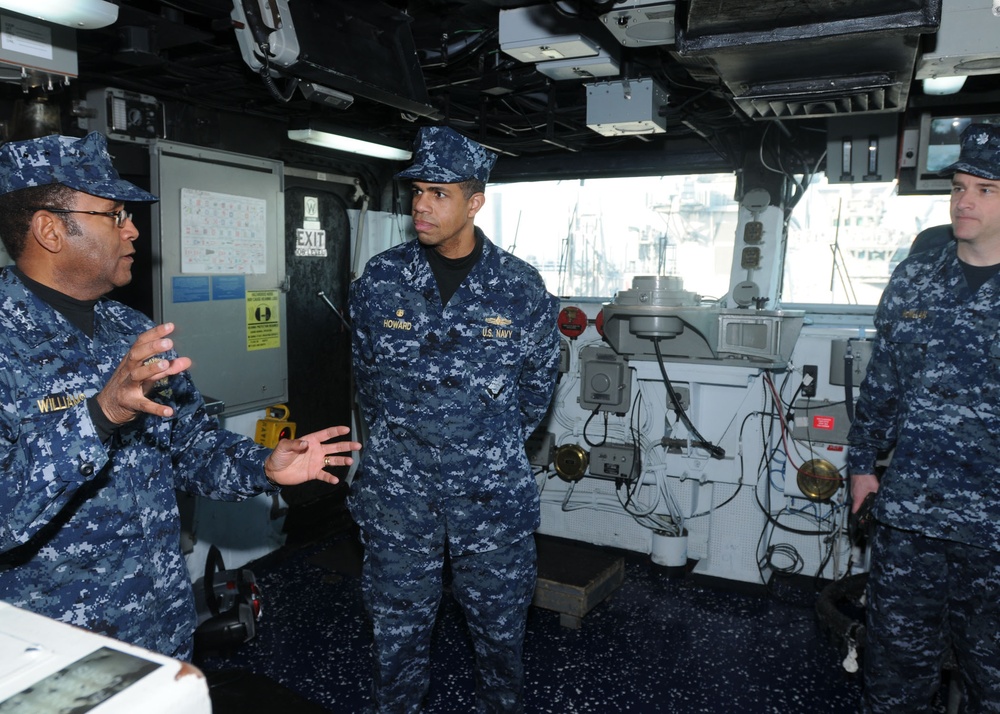 USS Bataan prepares for Haiti relief mission