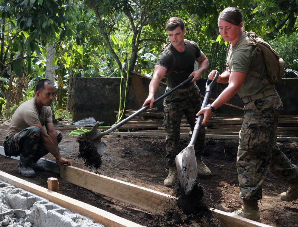 Philippine, U.S. forces renovate Malobago Elementary School classrooms