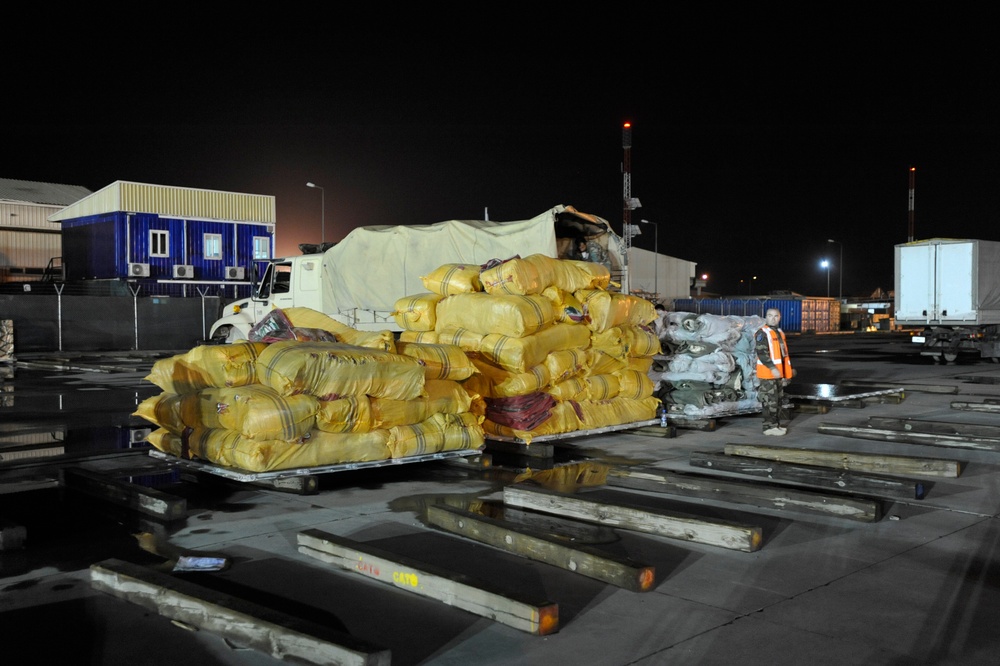 ISAF provides humanitarian disaster relief to northern Afghanistan