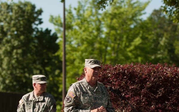 Wofford speaks at memorial service
