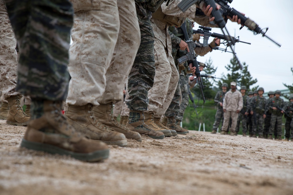 Marksmanship program hones skills for ROK, US Marines