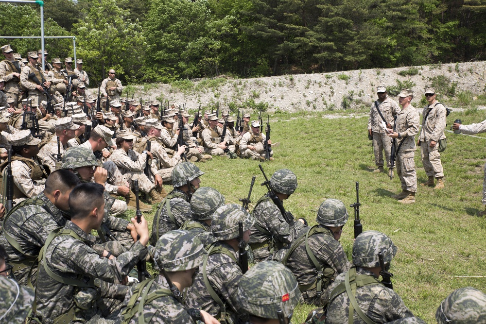 Marksmanship program hones skills for ROK, US Marines