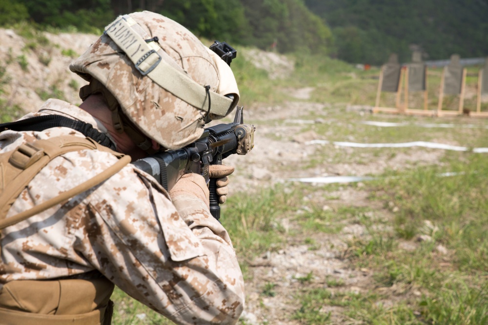 Marksmanship program hones skills for ROK, US Marines