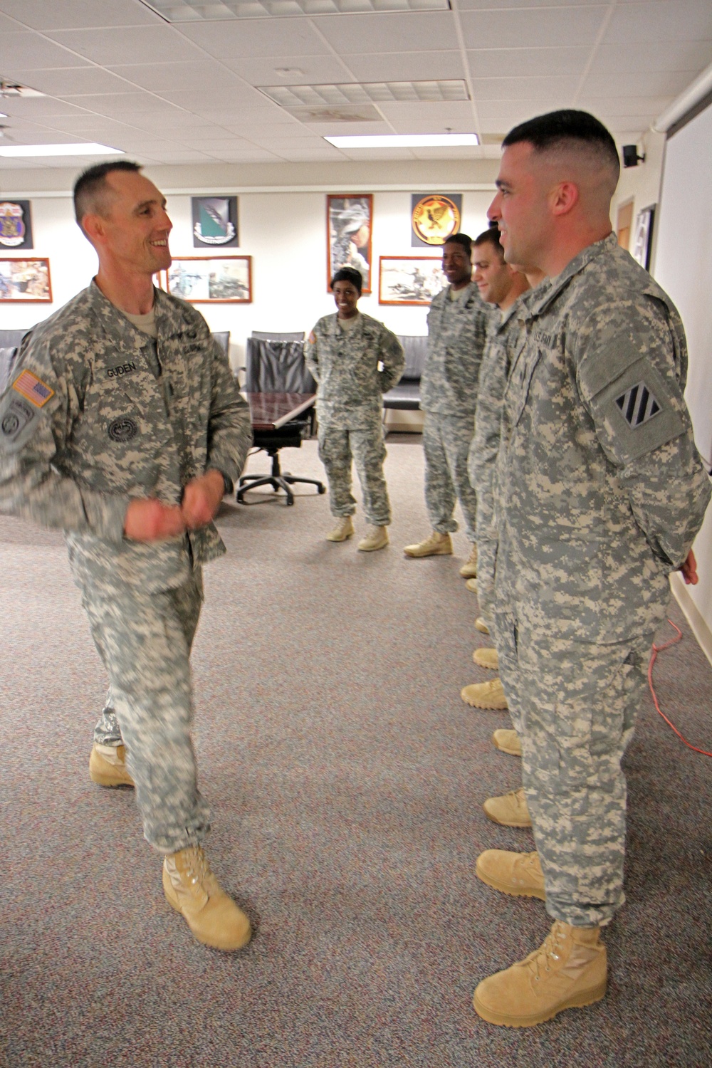 MCoE senior enlisted leader recognizes Sledgehammer Soldiers for excellence