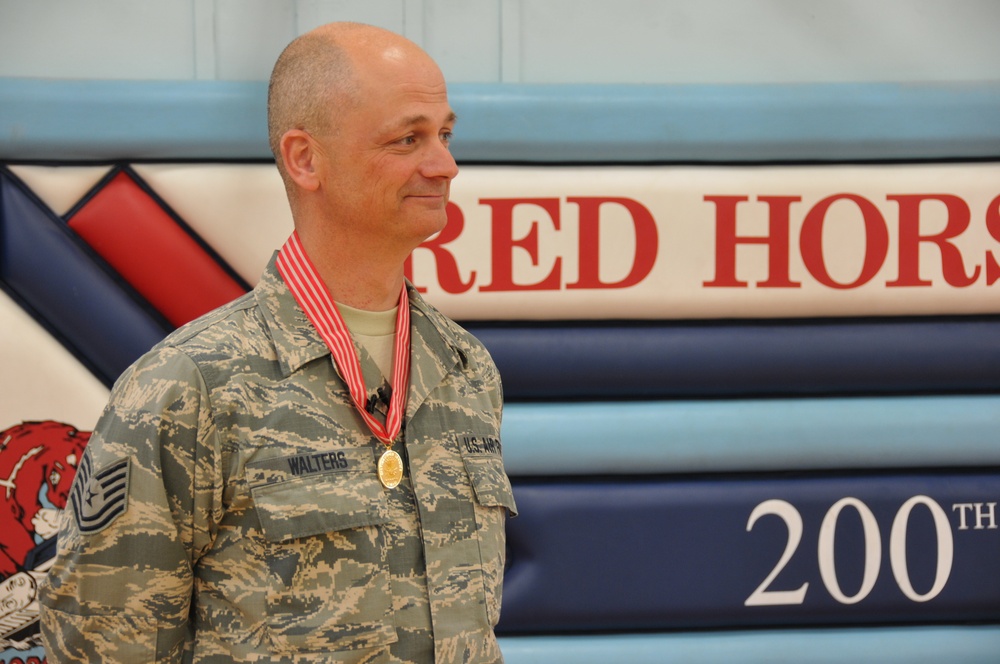 Ohio Airman receives medal for heroism