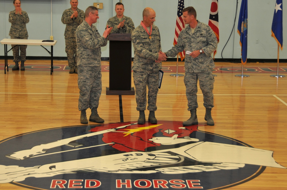 Ohio Airman receives medal for heroism