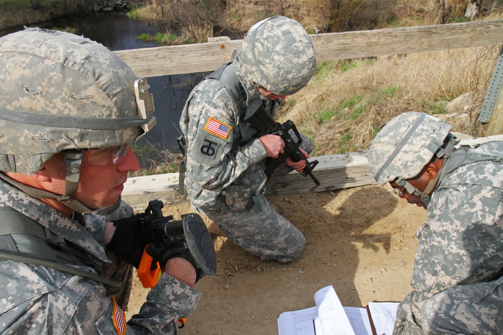 2014 Sapper Stakes Soldiers take on day 1 of competition