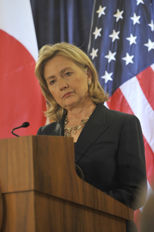 US Secretary of State Hillary Rodham Clinton meets Japanese Foreign Minister Seiji Maehara in Hawaii