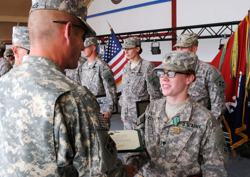 Top NCO, Soldier crowned