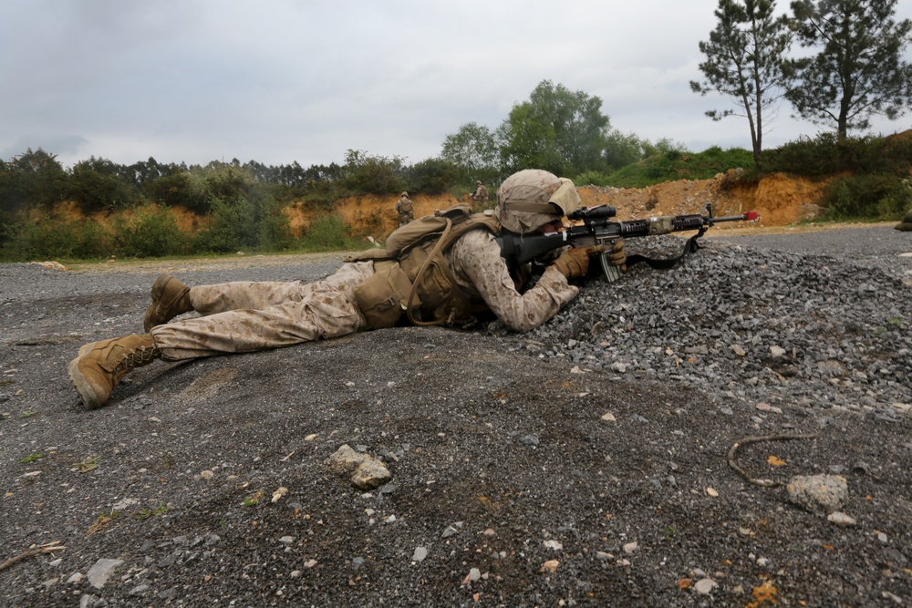 U.S. Marines, Spanish Army train infantry skills together
