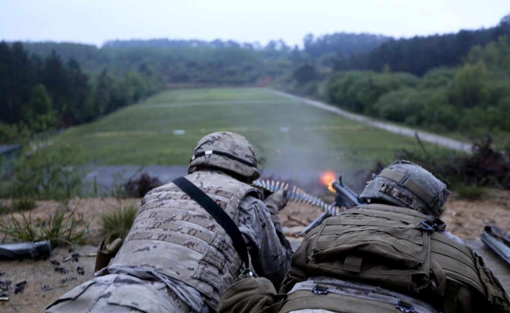 U.S. Marines, Spanish Army train infantry skills together