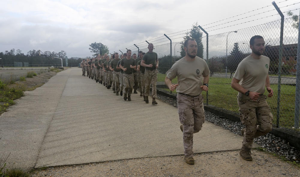 U.S. Marines, Spanish Army train infantry skills together