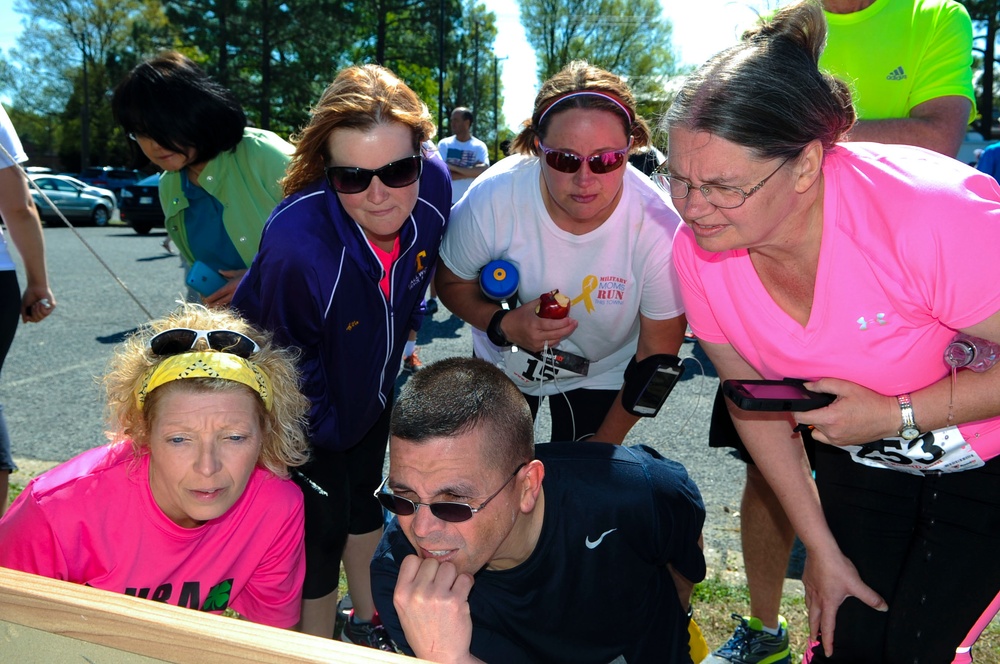 Fort Eustis spouses honor wounded warriors through ‘Warrior Run’