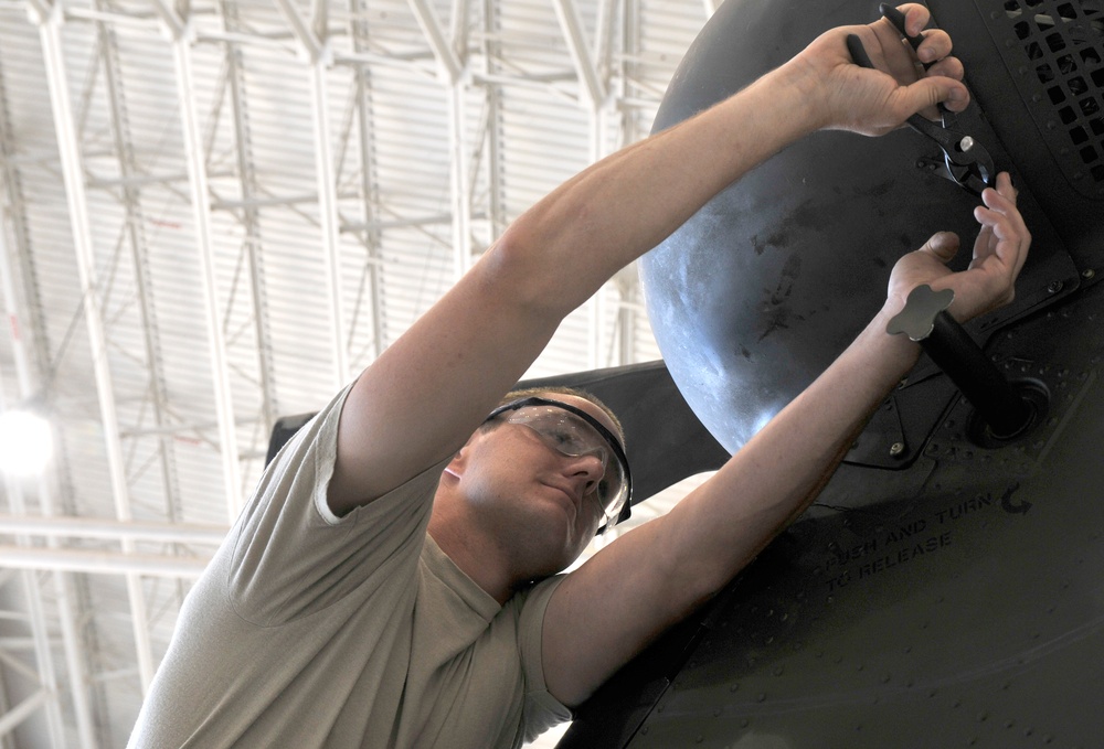 Maintaining Excellence; Aircraft mechanics keep Mississippi prepared