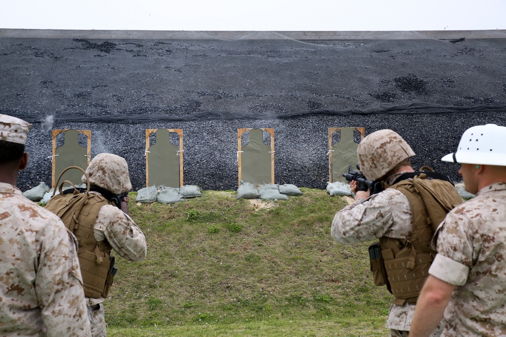 Marines and sailors compete for super squad title