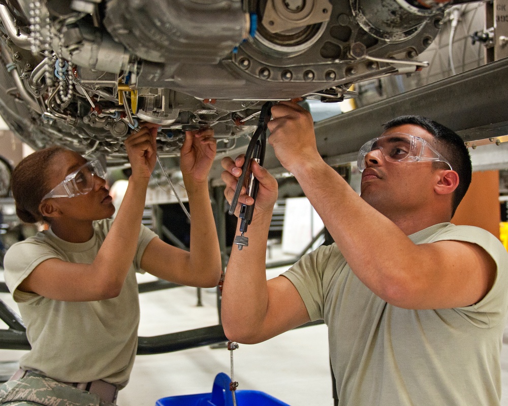 Remove and install the main fuel pump on an F-100 engine from an F-15 aircraft