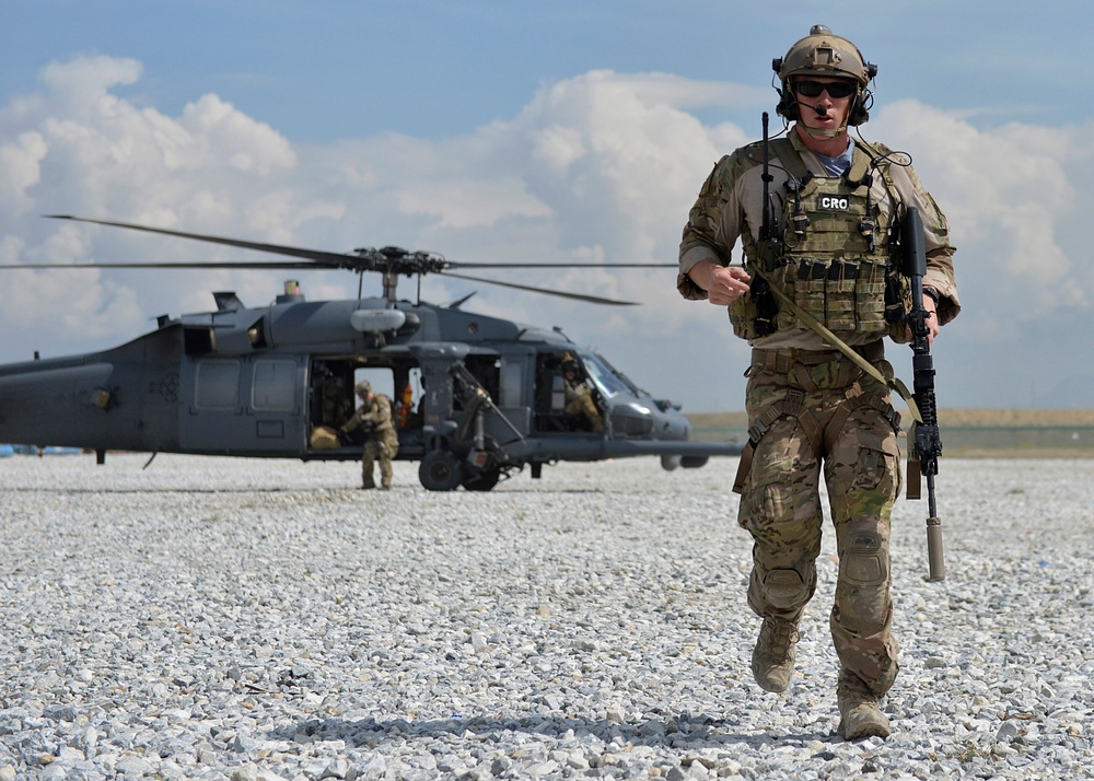 Bagram rescue squadron train to refine skills