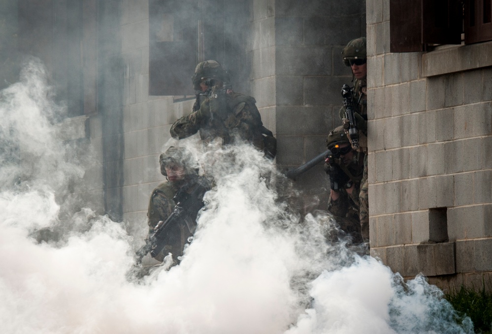 Marines conduct Urban Operations training