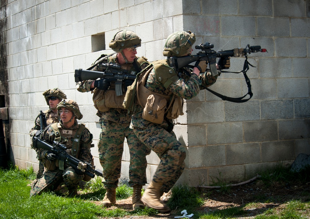 Marines conduct Urban Operations training