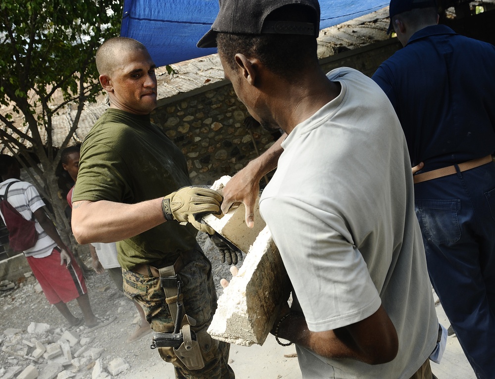 Operation Unified Response, Bataan Amphibious Relief Mission