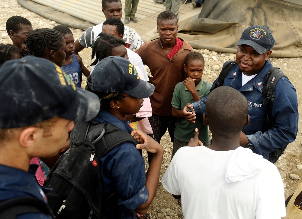 Operation Unified Response, Bataan Amphibious Relief Mission