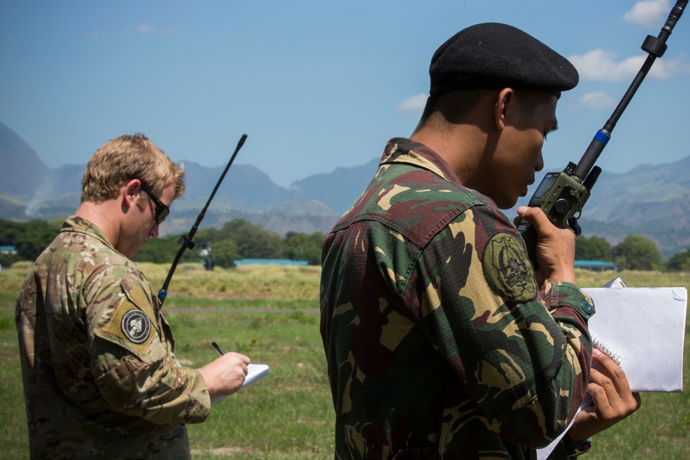 Philippine and U.S. Conduct Close Air Support Training