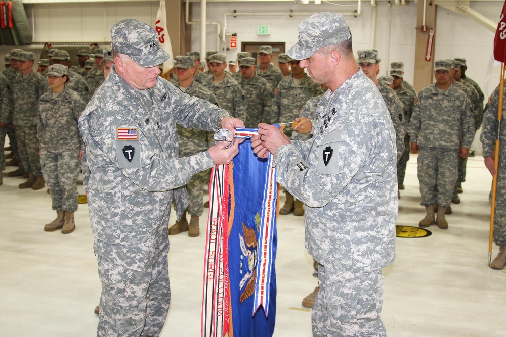Apache Battalion receives Valorous Unit Award