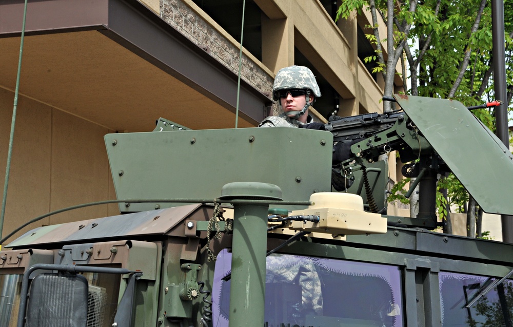 US, ROK armies engage in mock battle