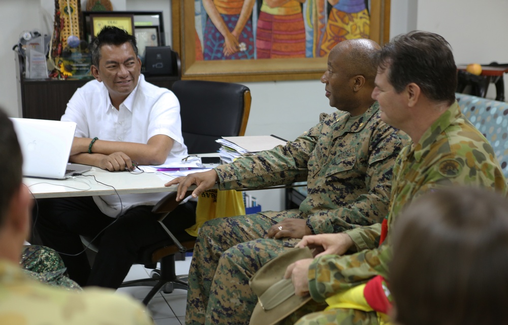 AFP, Australian Army and U.S. service members meet with the governor or Albay province