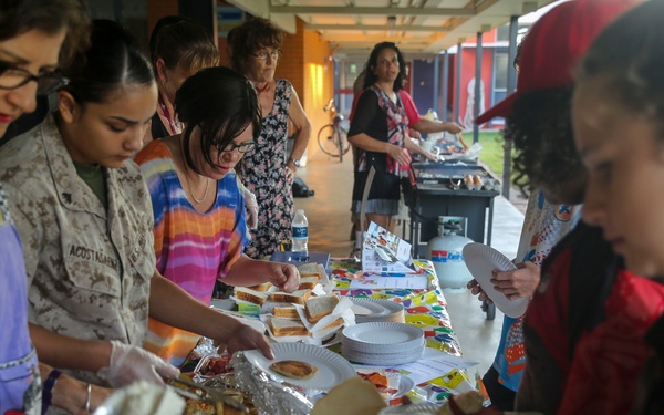 MRF-D Marines cook food for Alawa primary school