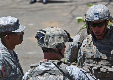 CG of U.S. Army Pacific visits Ft. Ramon Magsaysay during Balikatan 2014