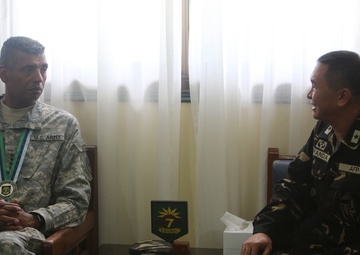 CG of U.S. Army Pacific visits Ft. Ramon Magsaysay during Balikatan 2014