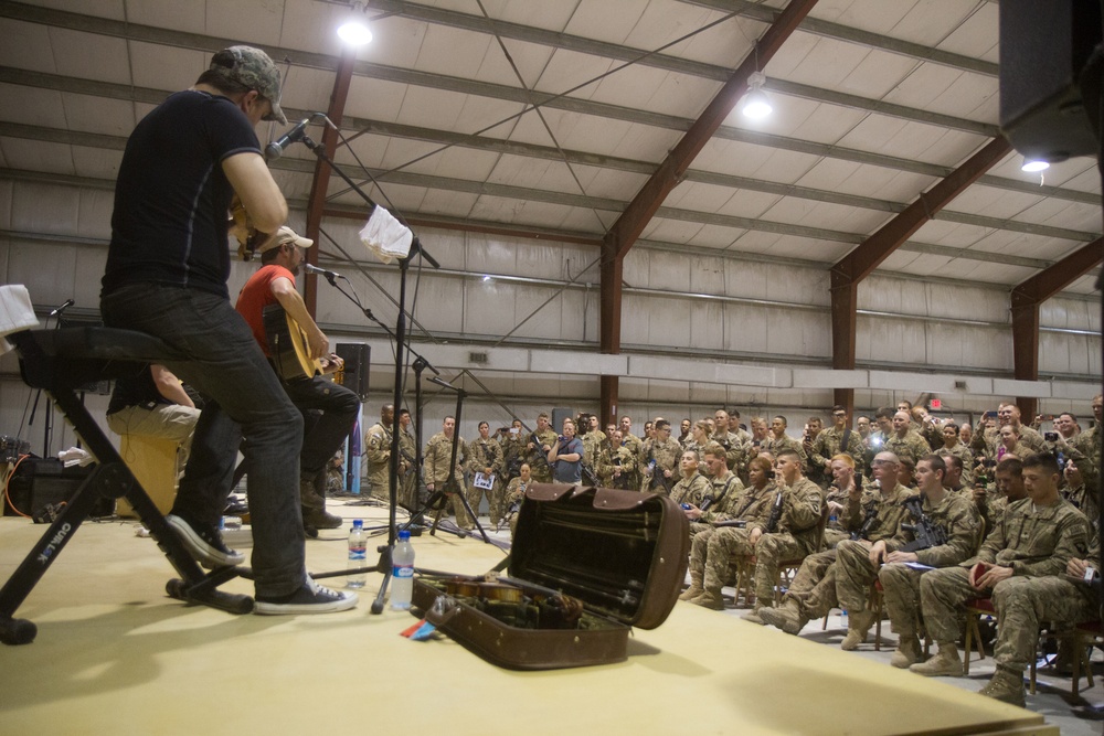 Craig Morgan marks his 11th trip to deployed troops