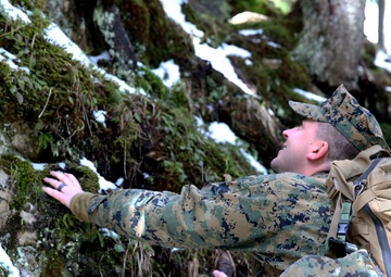 Marines and sailors with BSRF-14 get acquainted with mountain training