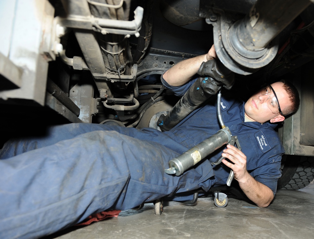 Greasing up de-icer truck