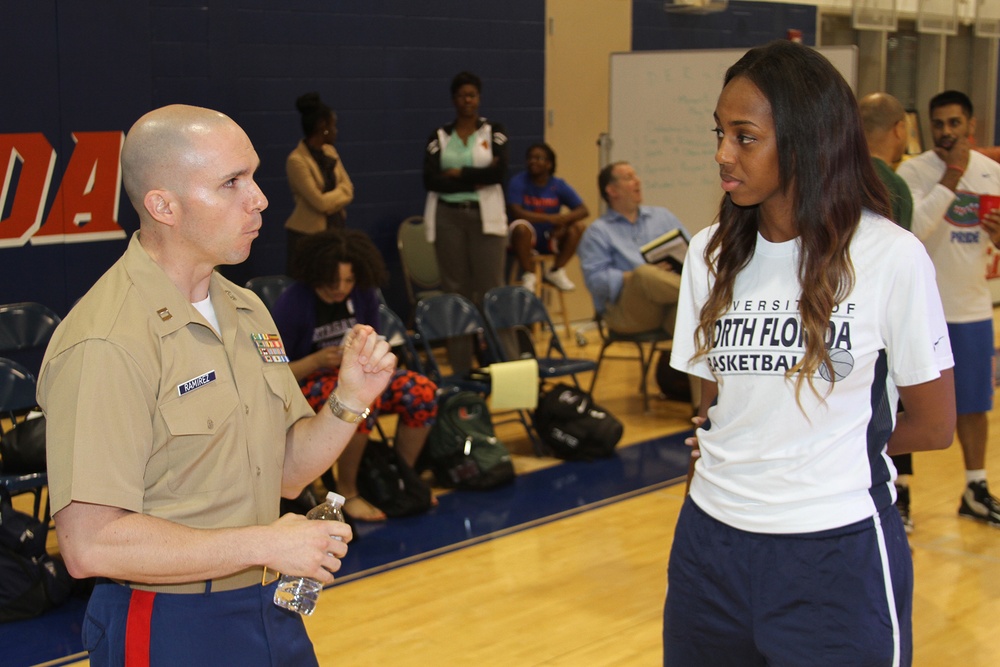Marines teach leadership to Women's basketball coaches