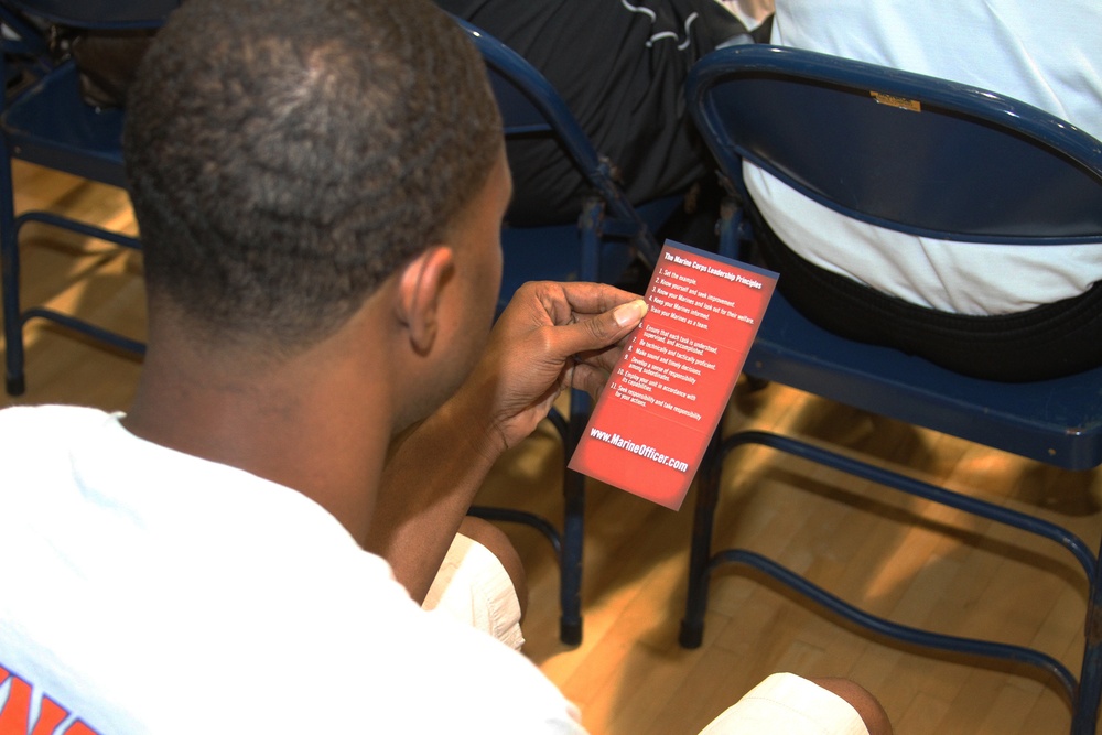 Marines teach leadership to Women's basketball coaches