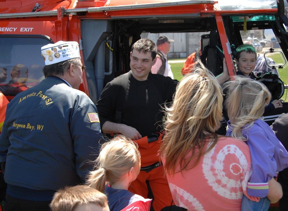 Sturgeon Bay, Wis., officially designated 'Coast Guard City'