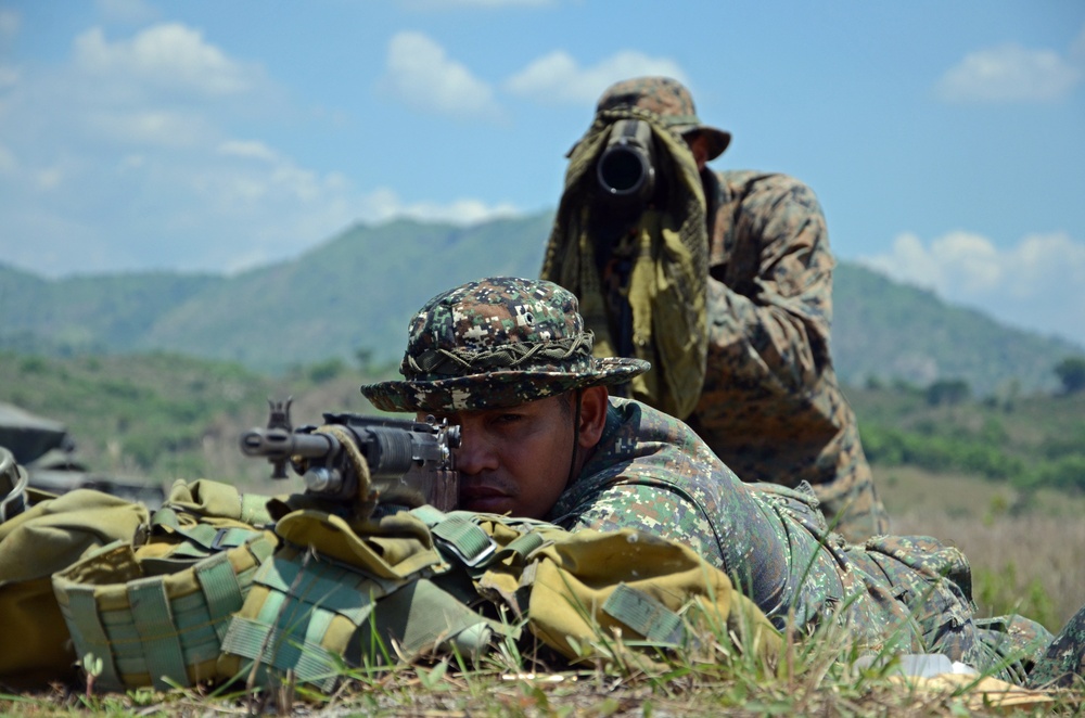Zeroing in with Philippine and US snipers