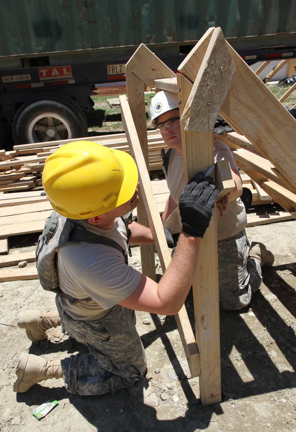 Engineers participate in Beyond the Horizon 2014