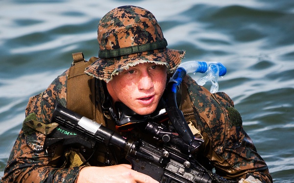 PH, US Marines practice ship-to-shore landings