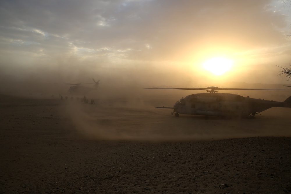 1/7 deters Taliban lethal aid in Tagvreshk Village